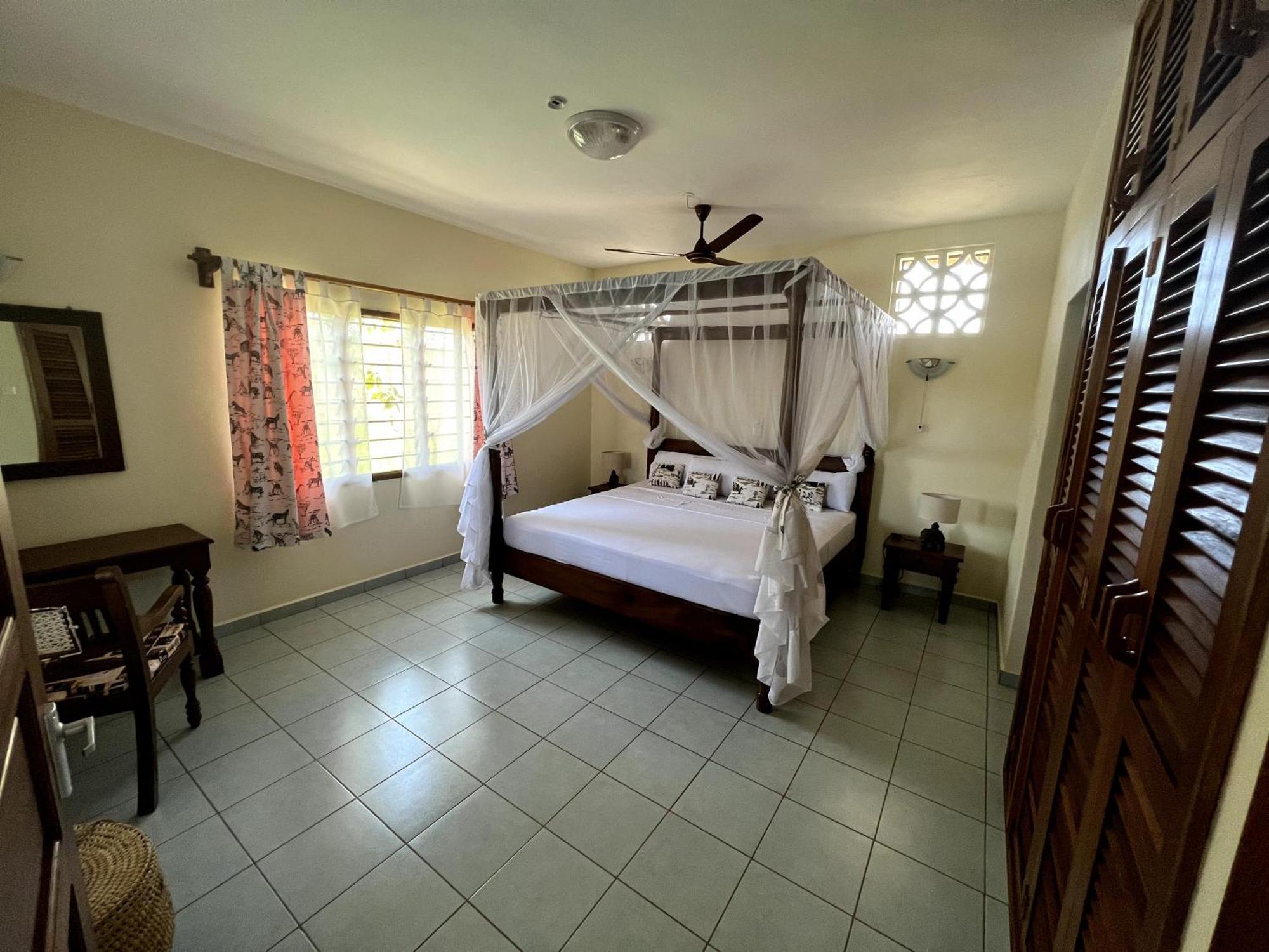Paradiesische Villa Maisha Mazuri Mit Pool. Terrasse Und Personal Diani Beach Buitenkant foto