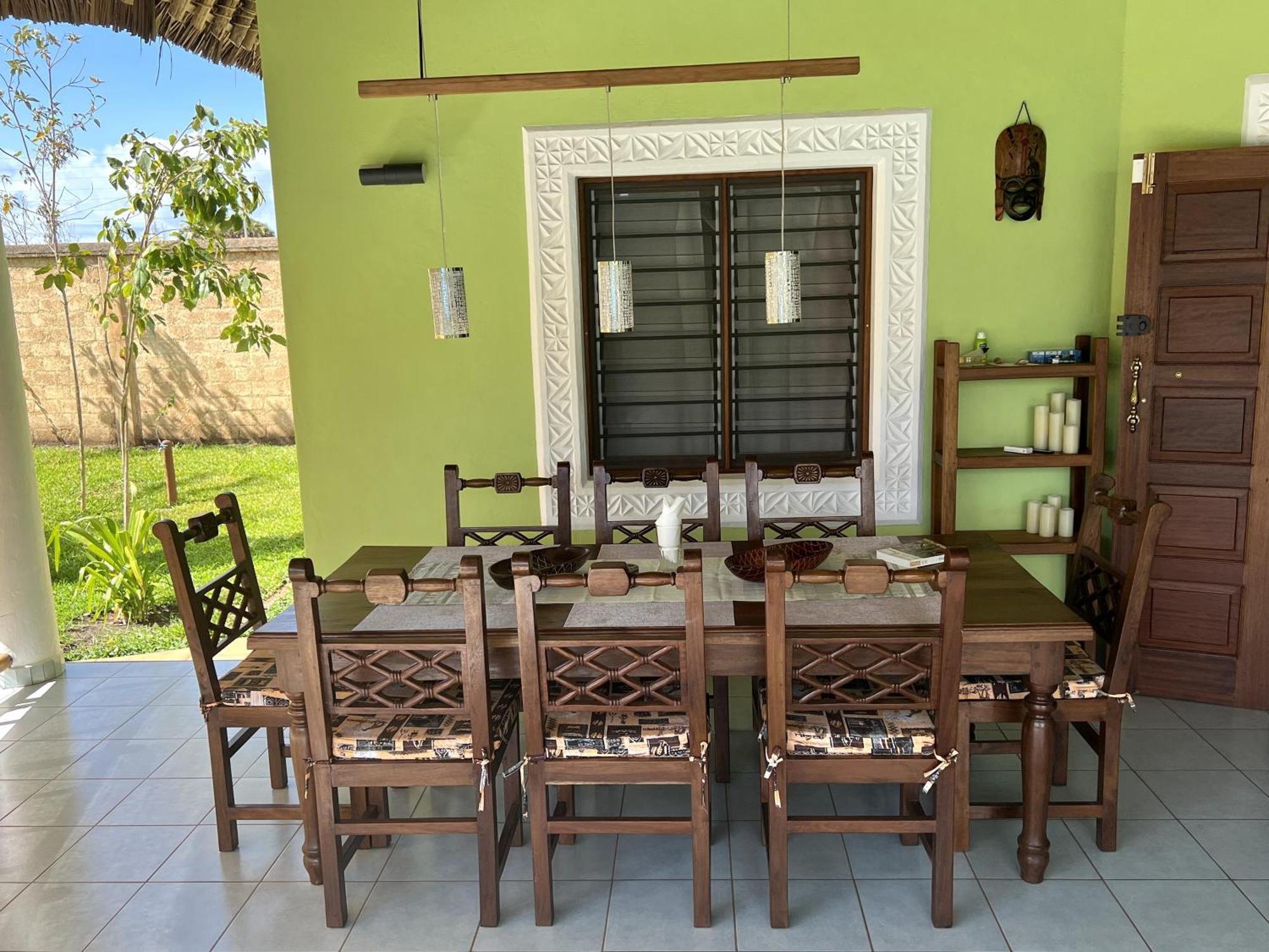 Paradiesische Villa Maisha Mazuri Mit Pool. Terrasse Und Personal Diani Beach Buitenkant foto