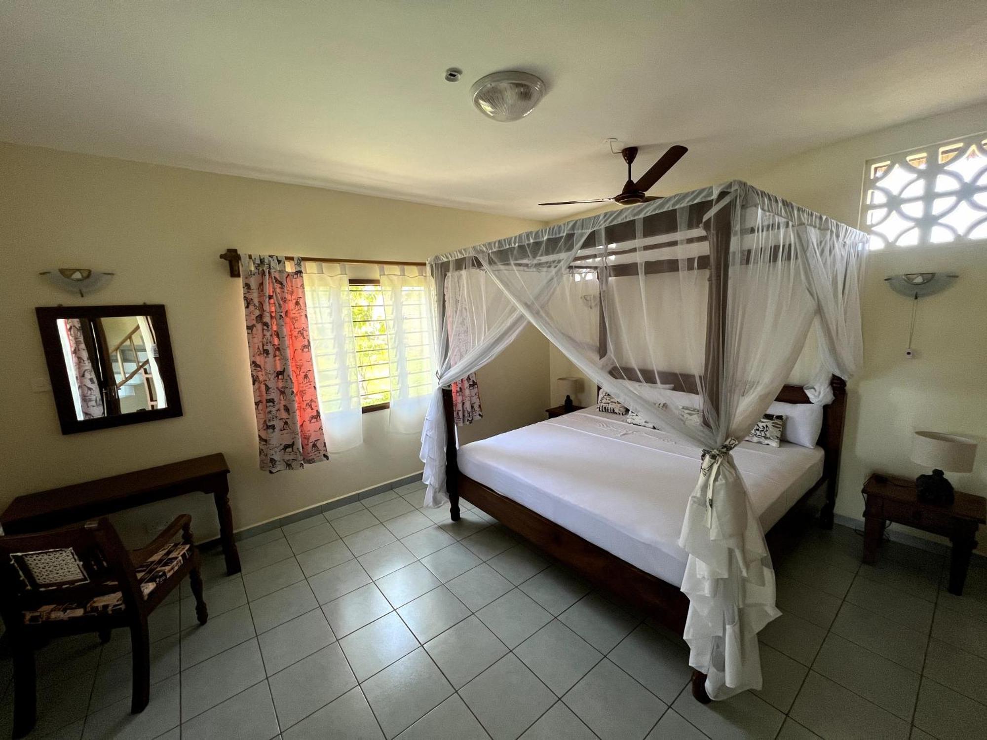 Paradiesische Villa Maisha Mazuri Mit Pool. Terrasse Und Personal Diani Beach Buitenkant foto