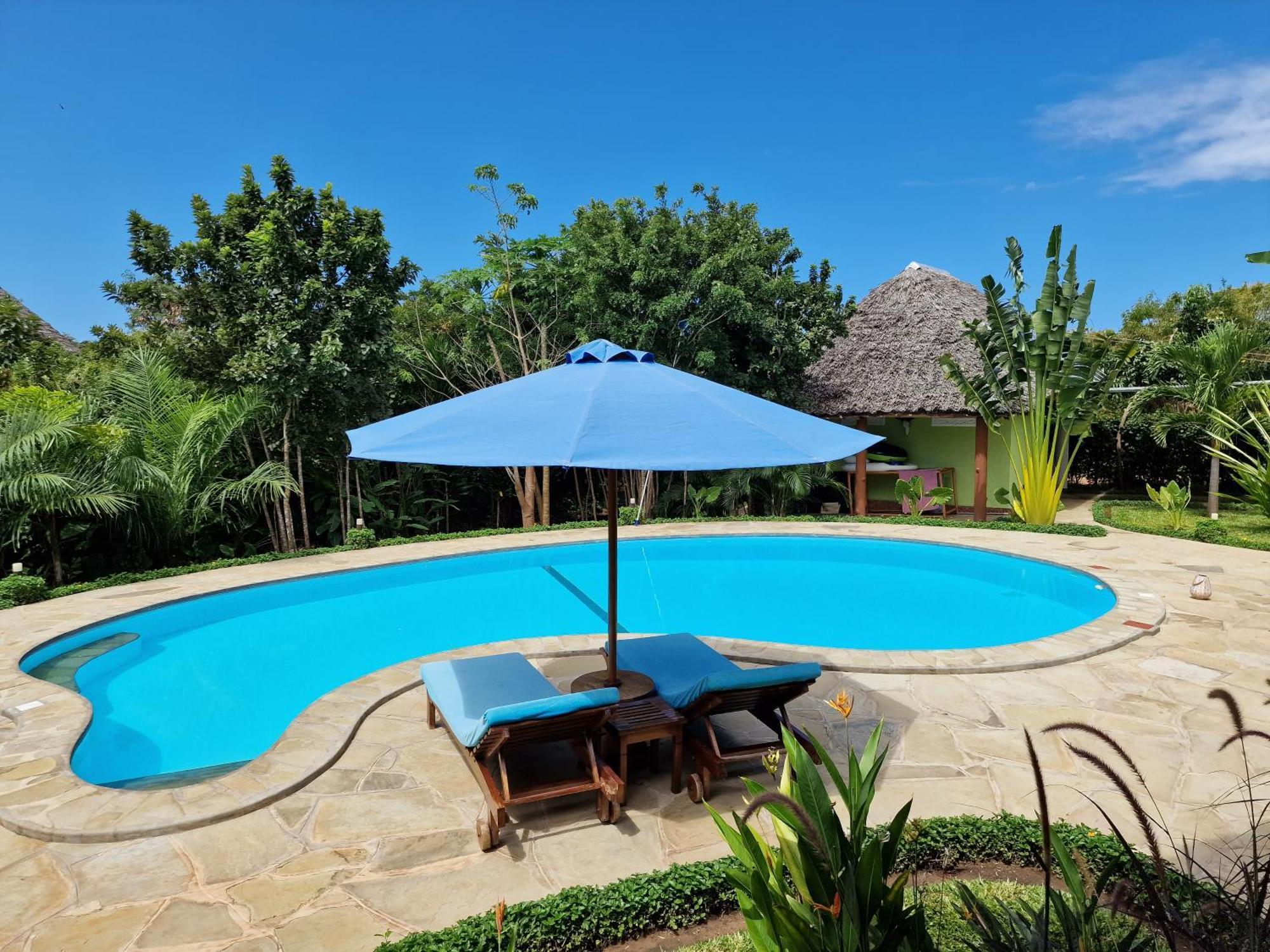 Paradiesische Villa Maisha Mazuri Mit Pool. Terrasse Und Personal Diani Beach Buitenkant foto